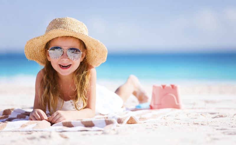 Sonnenschein und Wolkenbruch – Kinderkleidung für jedes Wetter