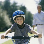 Nicht den Kopf verlieren! Fünf Tipps für den Kinderfahrradhelm