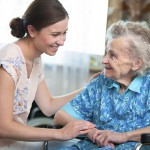 Häusliche Pflege für Senioren muss gut organisiert sein